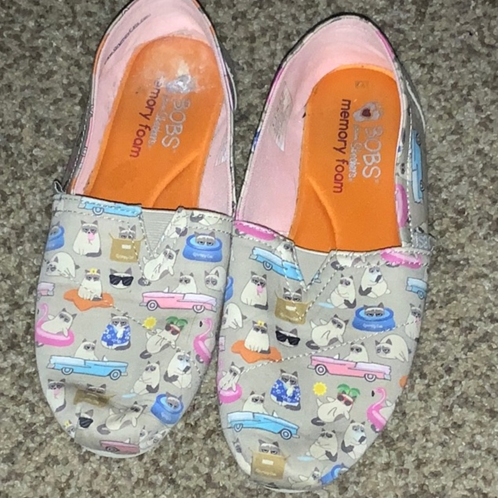Bob’s sketchers memory foam grumpy cat w8 used cond , plenty of life left